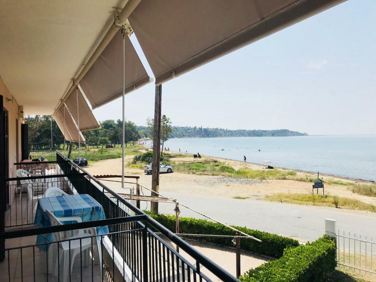 Seaside Studios I Sinakos Estate エパノミ エクステリア 写真