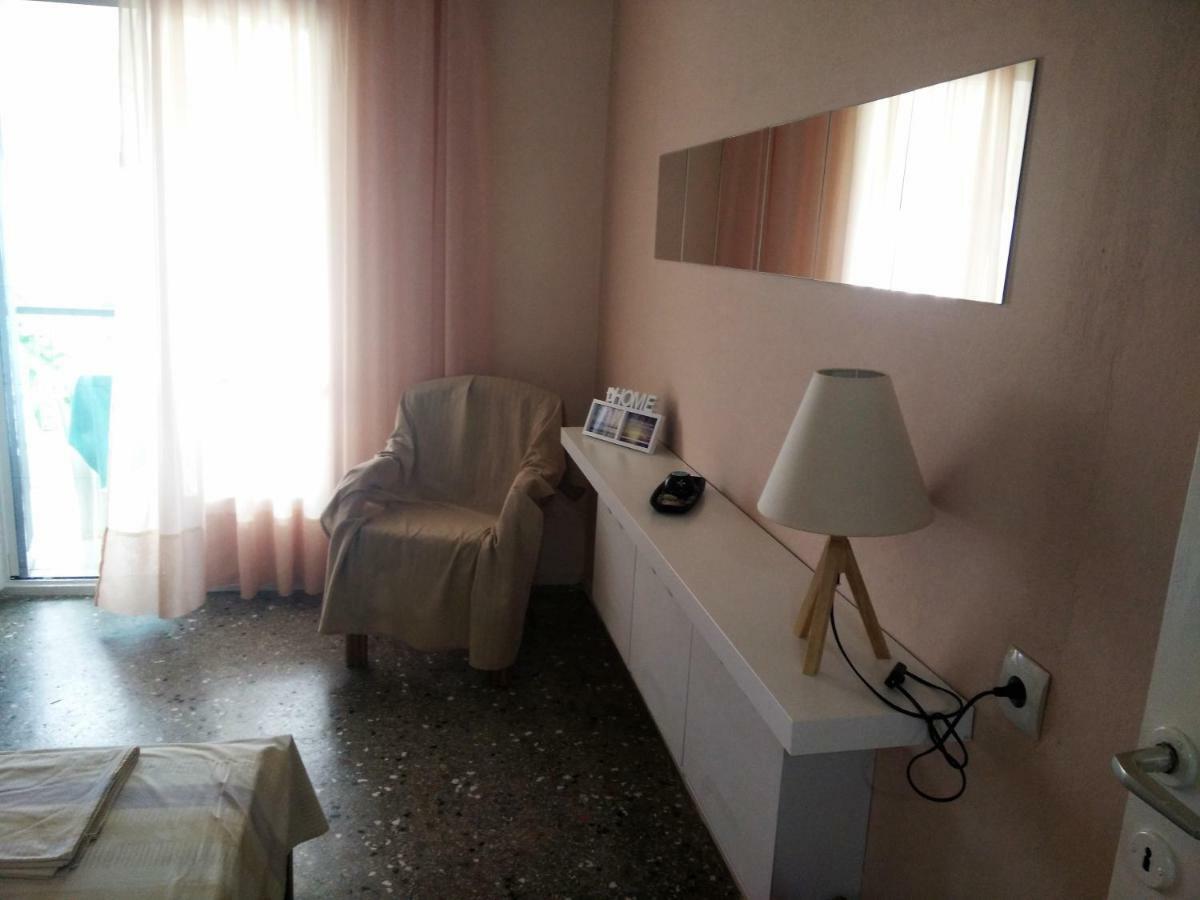 Seaside Studios I Sinakos Estate エパノミ エクステリア 写真